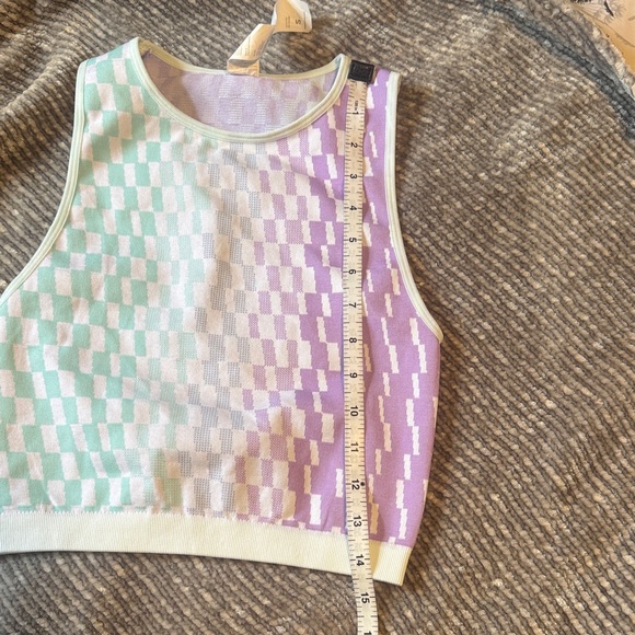 Fabletics || NWOT Kerri Seamless Crop Tank (S) - Picture 8 of 9